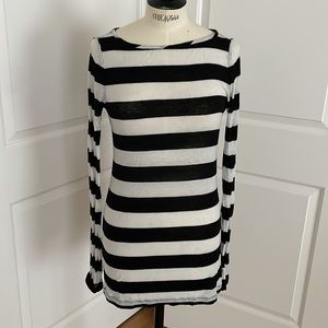 BCBG Black & White size large long sleeve shirt.